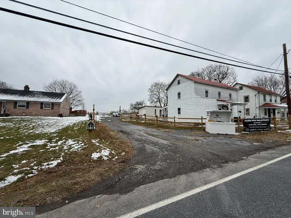 937 Main St, Mohrsville, PA 19541