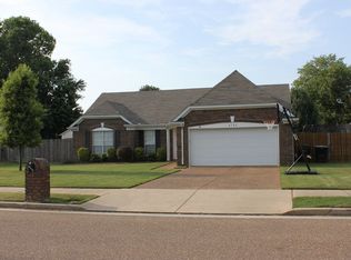 6704 Laurel Valley Dr, Bartlett, TN 38135