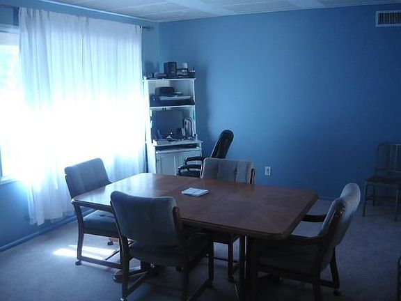 3rd image of 2300 E Loma Vista Dr
