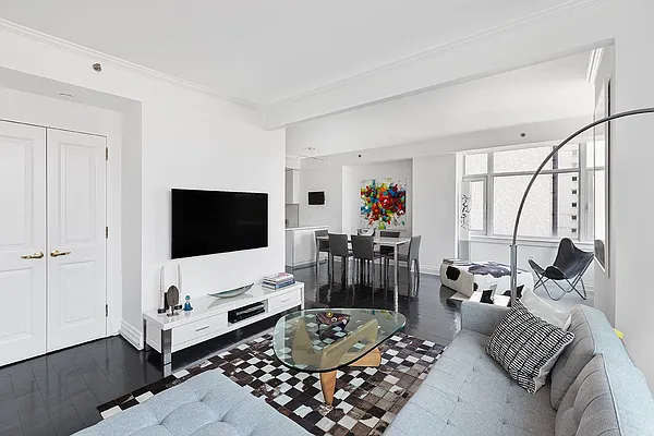 Rented by Compass | media 2