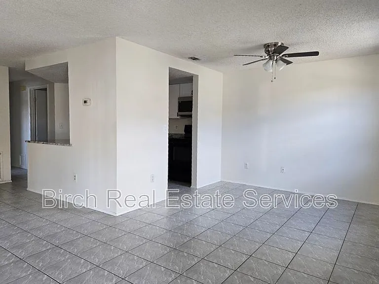 133 Sabal Ct #H — Photo 3
