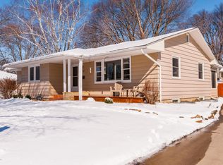 1713 Cascade St NW, Rochester, MN 55901