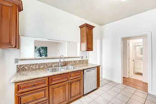 325 N Stanley Ave #327 Photo 1