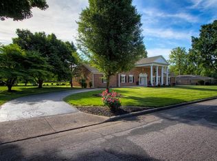 830 Canterbury Dr, Evansville, IN
