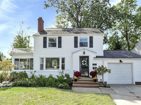 23903 Wolf Rd, Bay Village, OH 44140