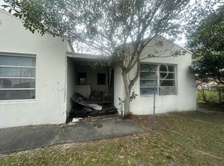 223 SE 4th Street #1-2, Hallandale Beach, FL 33009