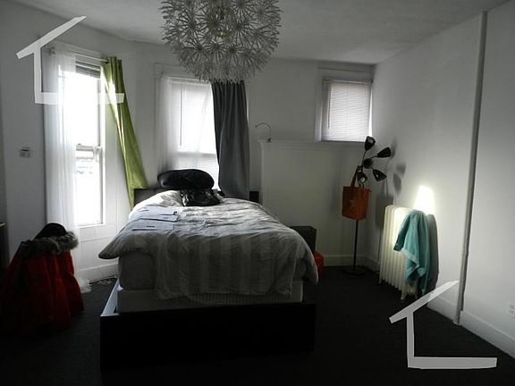 2nd image of 216 Hemenway St #3
