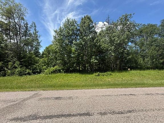 3rd image of 5 Ranchette Dr