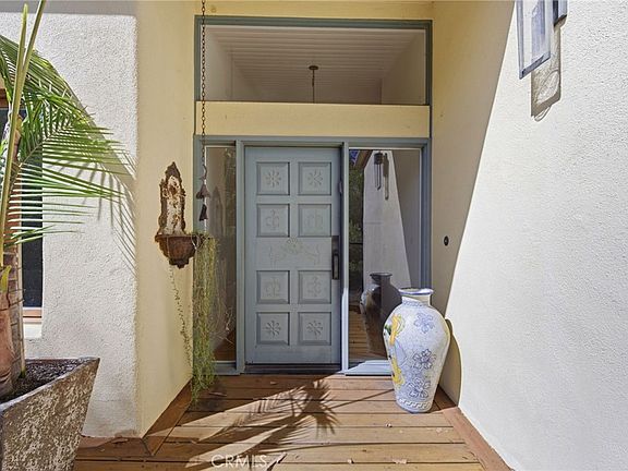4th image of 3635 Serra Rd