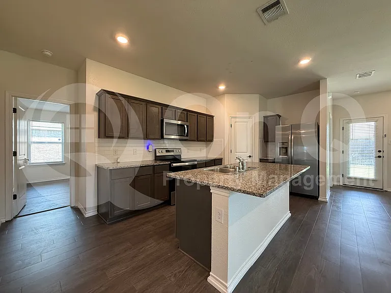 2702 Marotto Way — Photo 4