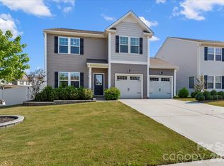 174 Parkmont Dr, Troutman, NC 28166