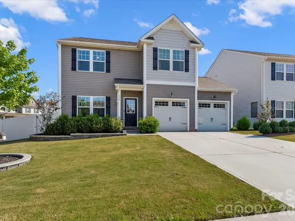 174 Parkmont Dr, Troutman, NC 28166