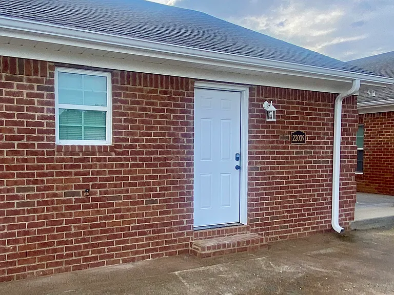22039 Spidel Way — Photo 10