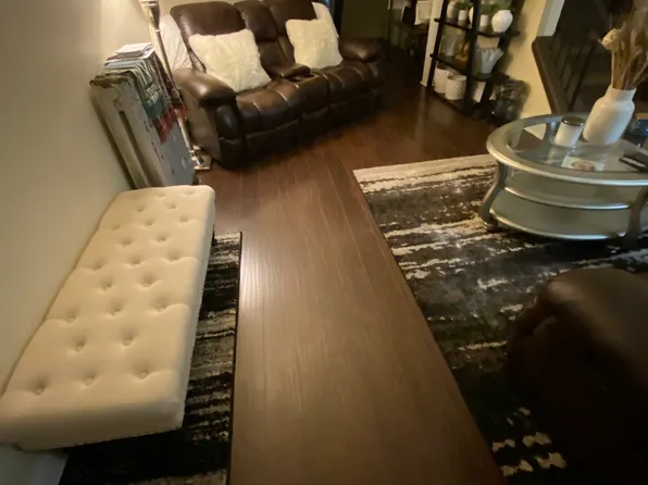 59 Race St, Philadelphia, PA 19106