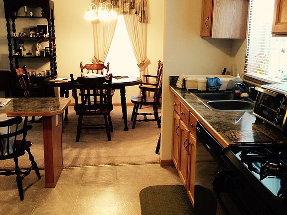 2nd image of 9 Cherry Ln
