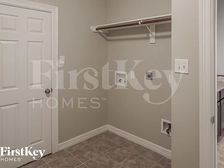 27727 Halls Farms Ln — Photo 8