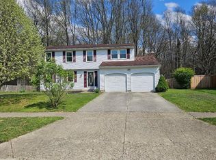 424 Sycamore Dr, Pickerington, OH