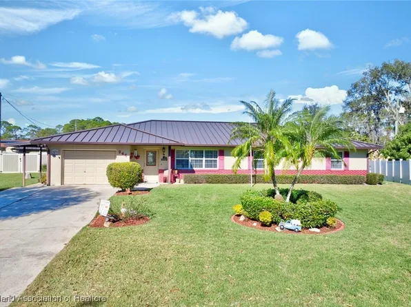 946 Grey Fox Ave, Sebring, FL 33875