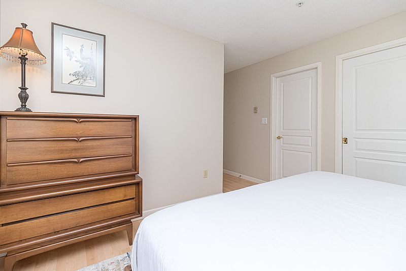 Victoria Apartment for rent - 2 Bedrooms — photo 24