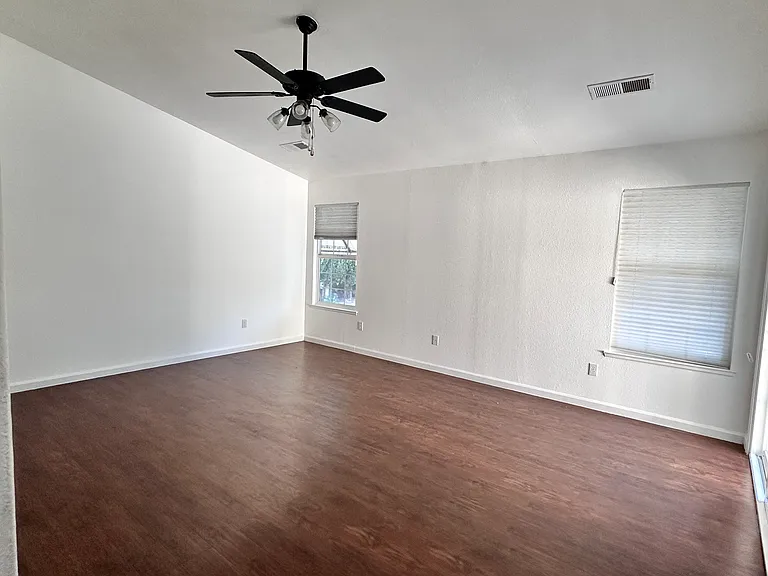 1217 Cathedral Creek Ct — Photo 10