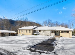 9 Oak Grove Ln, Emporium, PA