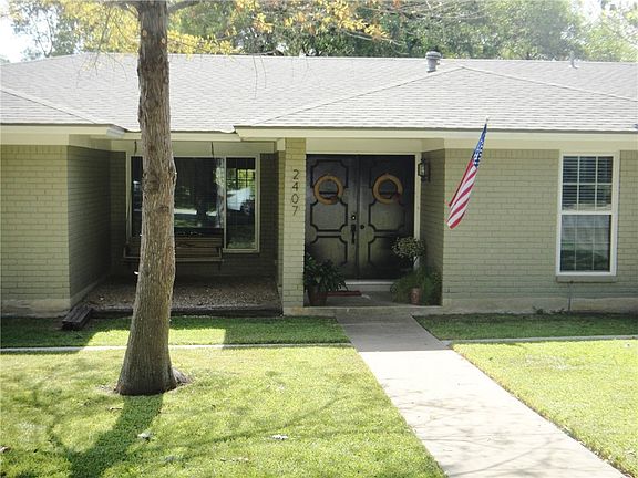 2nd image of 2407 Harrowden Dr