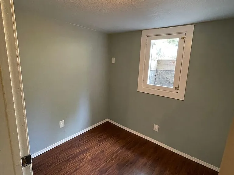 1503 Delta St #B — Photo 11