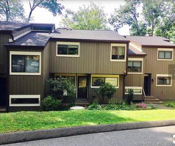 5 Hickory Lane #5, Woodbury, CT, 06798