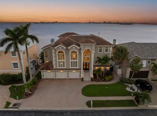 5907 Bayview Cir S, Gulfport, FL 33707