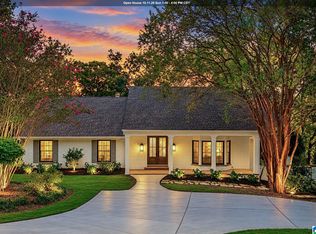 321 Vesclub Dr, Vestavia Hills, AL 35216