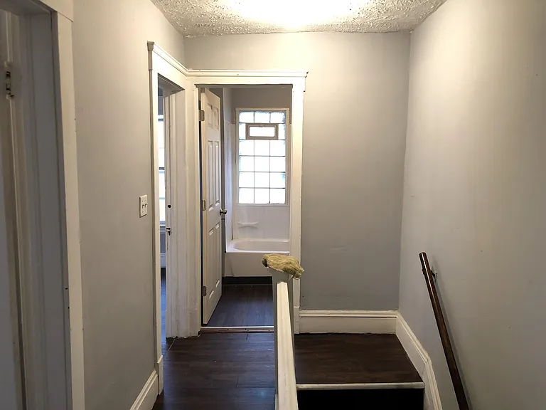 1772 Urbana Rd — Photo 11