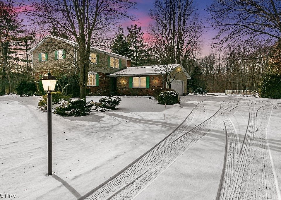 1st image of 16202 Lucky Bell Ln