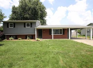 21 Chateau Dr, Fairview Heights, IL 62208
