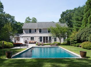 4 Anvil Ct, East Hampton, NY 11937