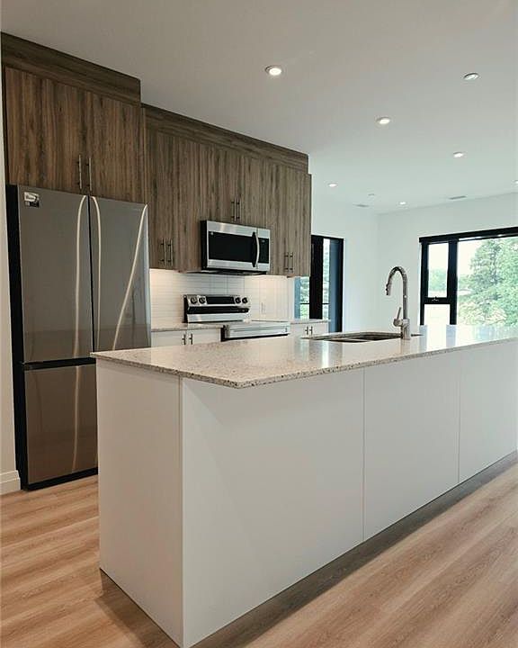 1st image of 525 New Dundee Rd #226