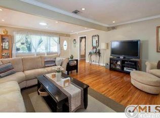 12730 Tiara St, Valley Village, CA 91607