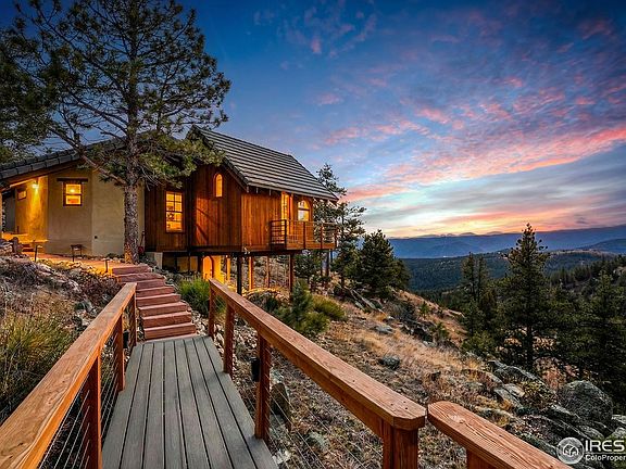 3rd image of 266 Canon View Rd