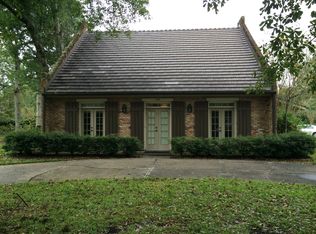 300 Oak Alley Dr, Houma, LA 70360