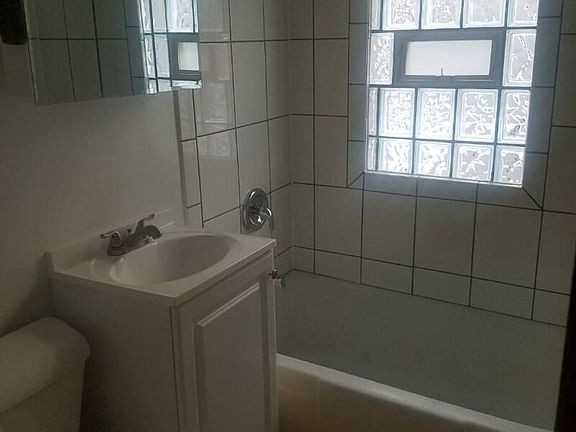 4th image of 3332 Nicollet Ave APT 107