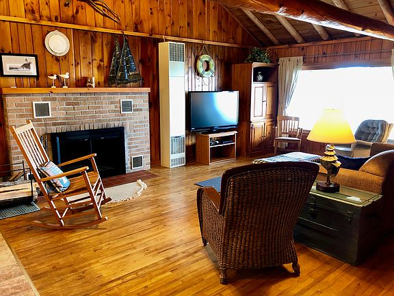 Picture window to view lake