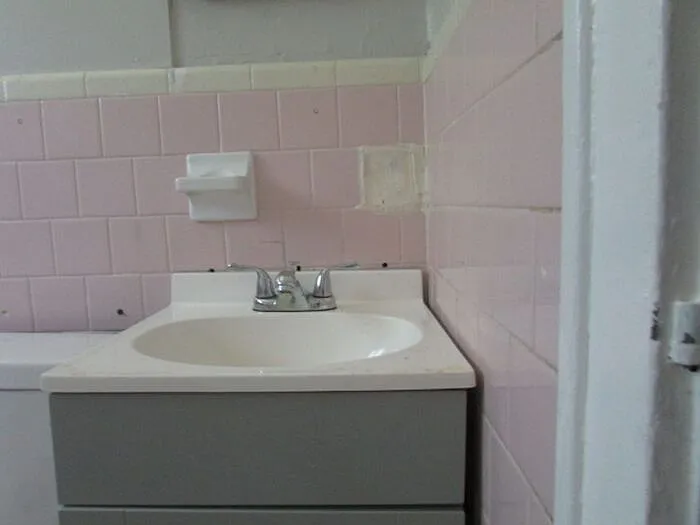 223 Highland Ave — Photo 8