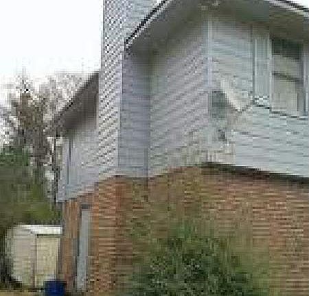 4th image of 35 Middleton Pl