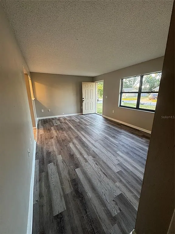 2 bed, 2.0 bath, 1000 sqft, $1,400 — Photo 3