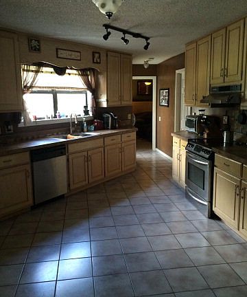 2nd image of 3430 Maplewood Ct