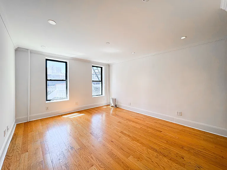 567 W 125th St #5A — Photo 4