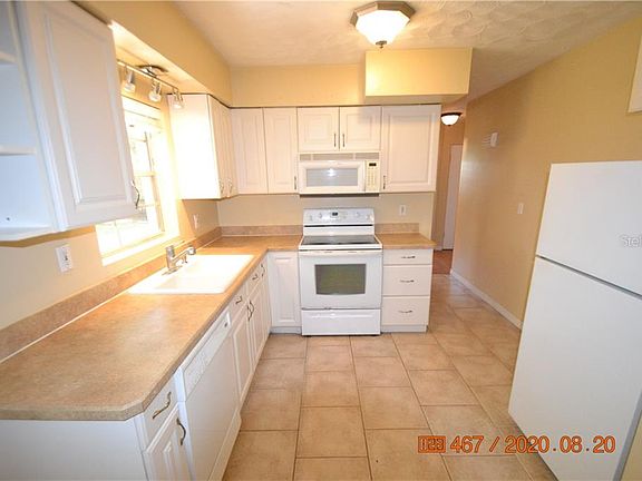 4th image of 1718 Owen Dr