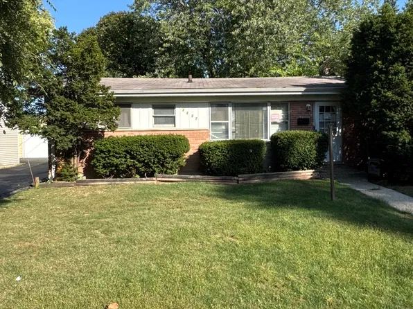 2227 Western Ave, Waukegan, IL 60087