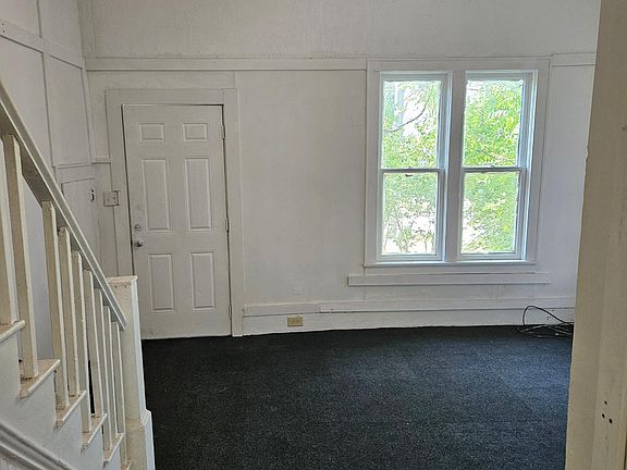 3rd image of 193 Catherine Ave #0
