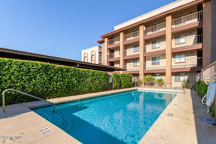 17 E Ruth Ave #307