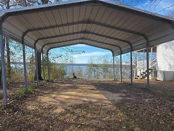 3rd image of 51 Lakeshore Dr